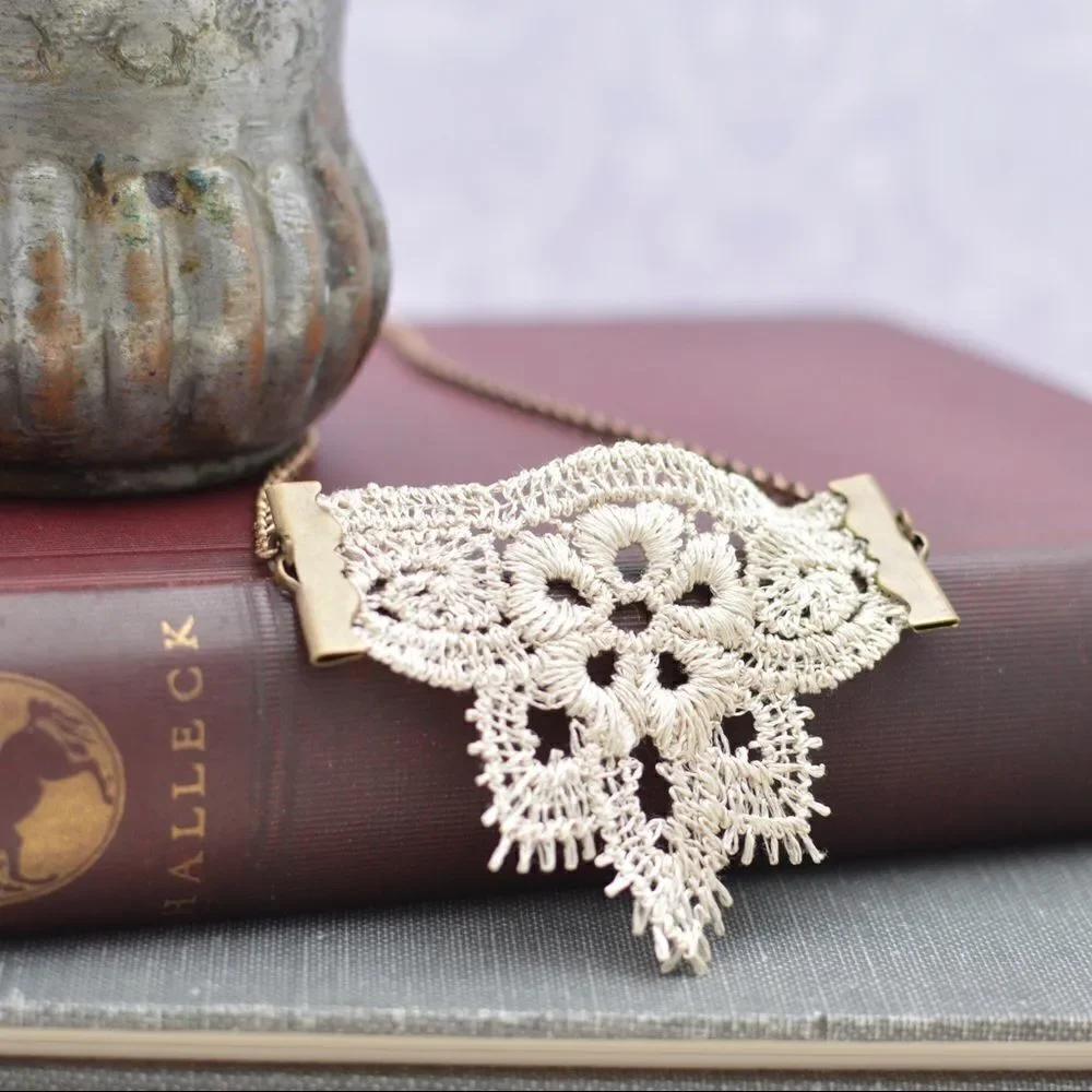 Crocheted Lace Boho Necklace - Picture 4 of 5